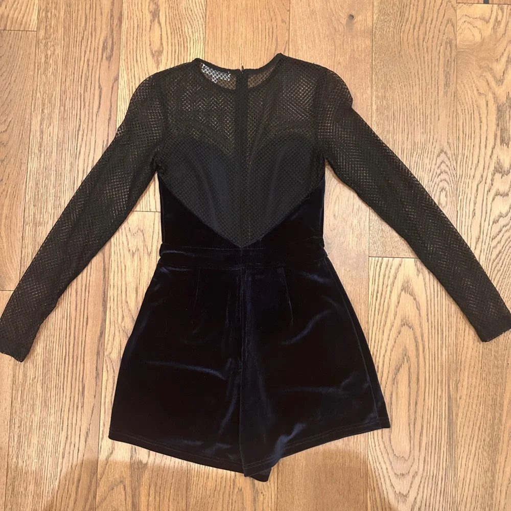 WYDLR Lace & Velvet Combination Romper - Picture 3 of 7